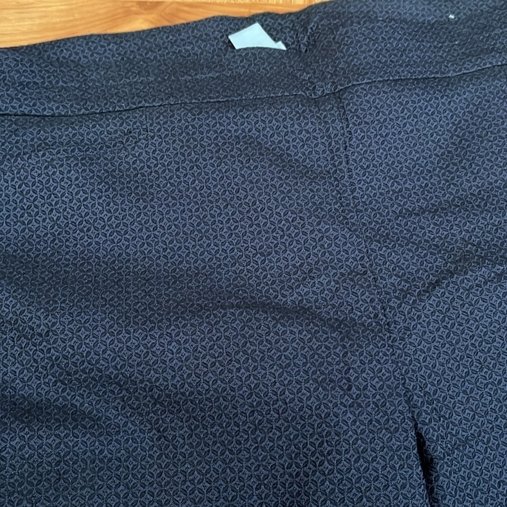 Chico Blue Textured Print Ankle Pants Size 2.5 = Size 14